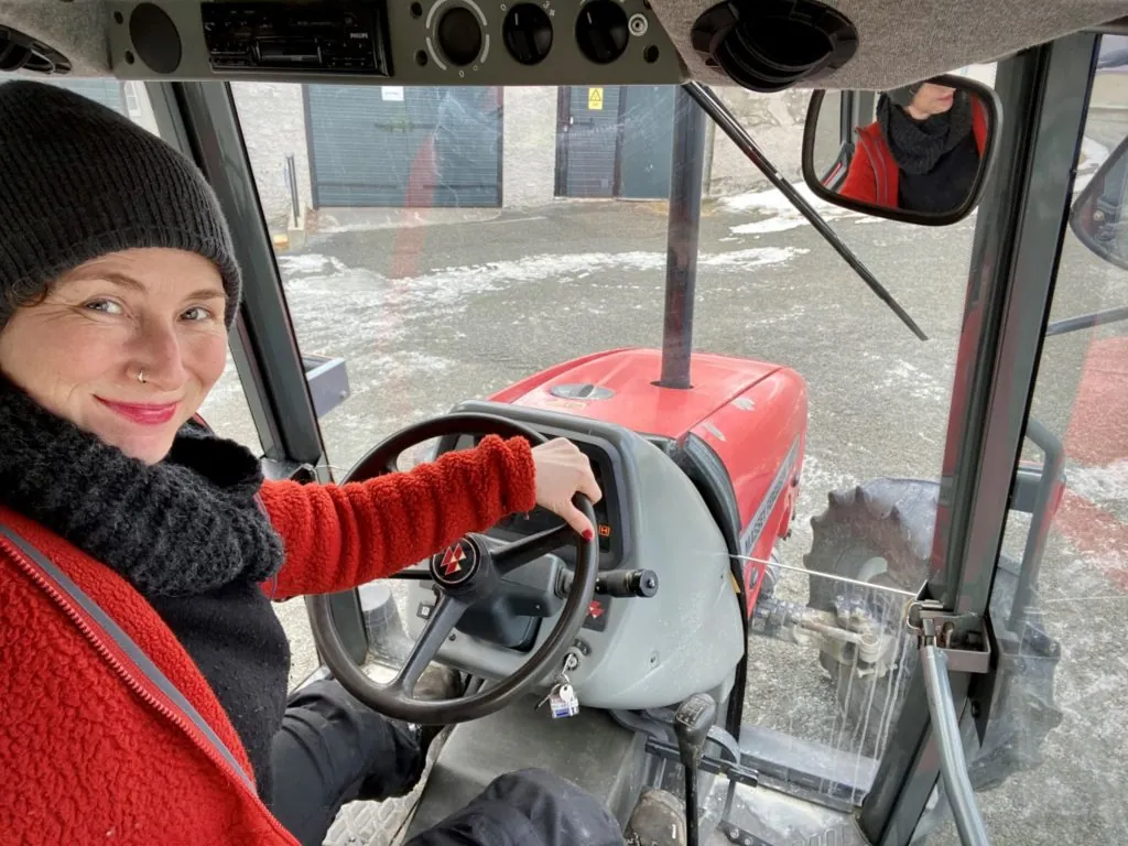 Gartnerelever må lære å kjøre traktor